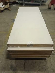 Autre Lot de 12 portes sans bâti  dont 10 de 211x83cm , et 2 de 204x83cm  116