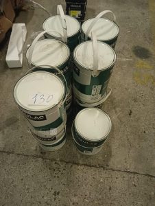 Autre Lot de 11 seaux de spécial enduit décoratif fixateur marque RENAULAC, 5L  127