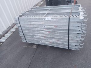 Autre Lot de 30 plateaux de 30x150cm de la marque Altrad  14