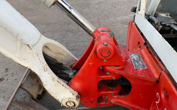 TAKEUCHI TB215R  215002537