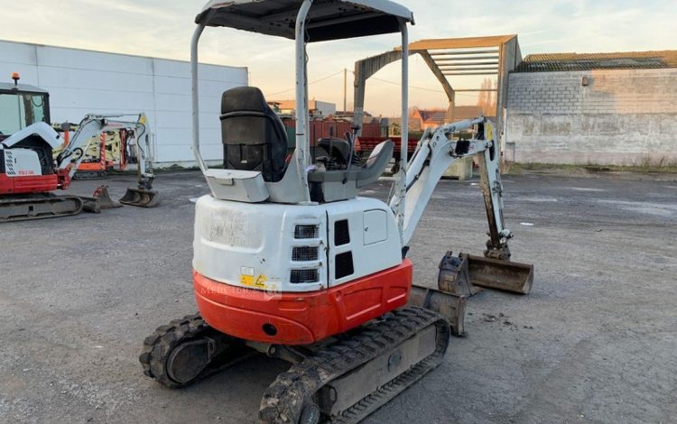 TAKEUCHI TB215R  215002537