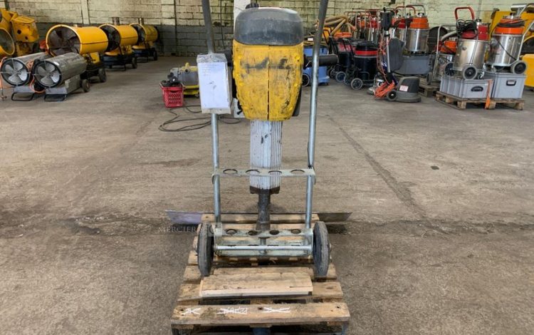 WACKER NEUSON BREAKER BH 65 32X160  PIQ011138