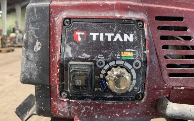 TITAN 1040  AIR010563