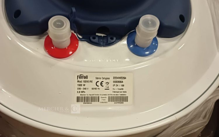 Autre Chauffe eau électrique 150 litres Ferroli  315