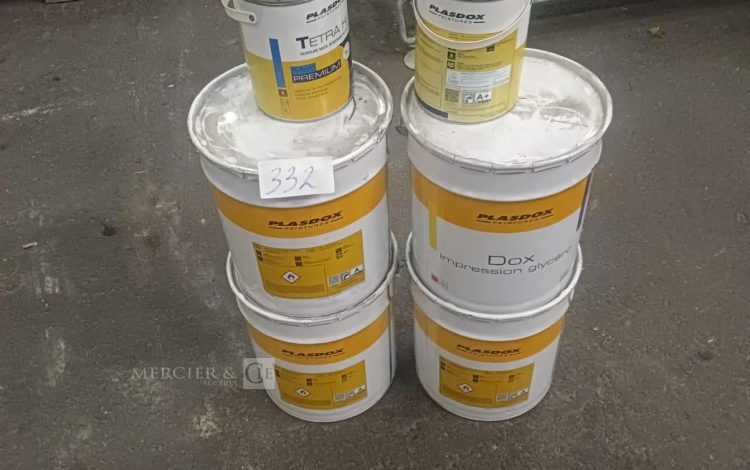 Autre Lot comprenant 4 seaux d’impression glycéré Dox de 15L , de  4 seaux de peinture  323