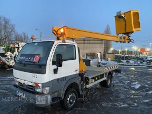 NISSAN NISSAN DIESEL AVEC NACELLE MULTITEL 145ALU DE 2005 – 14,5M – 3127 HEURES BLANC 471CAR59