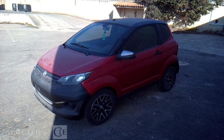 AIXAM VOITURE SANS PERMIS CITY BLACK EDITION ROUGE AIXA