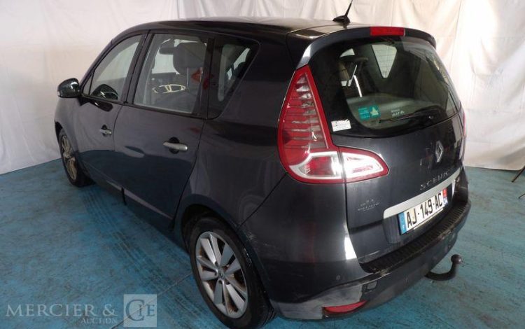 RENAULT SCENIC 2,0 DCI 150CH PRIVILEGE BVA GRIS AJ-149-AC