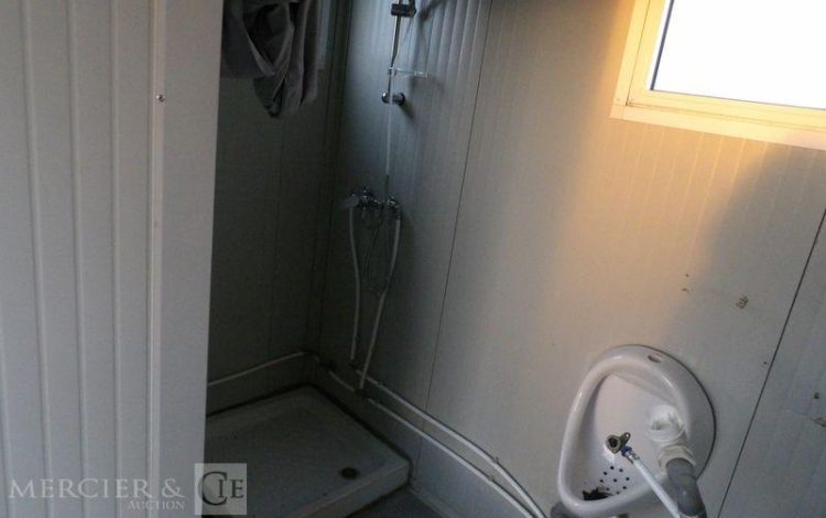 EDIL EUGANEA BUNGALOW SANITAIRE + DOUCHE AVEC PASSAGE DE FOURCHES  BU1748111