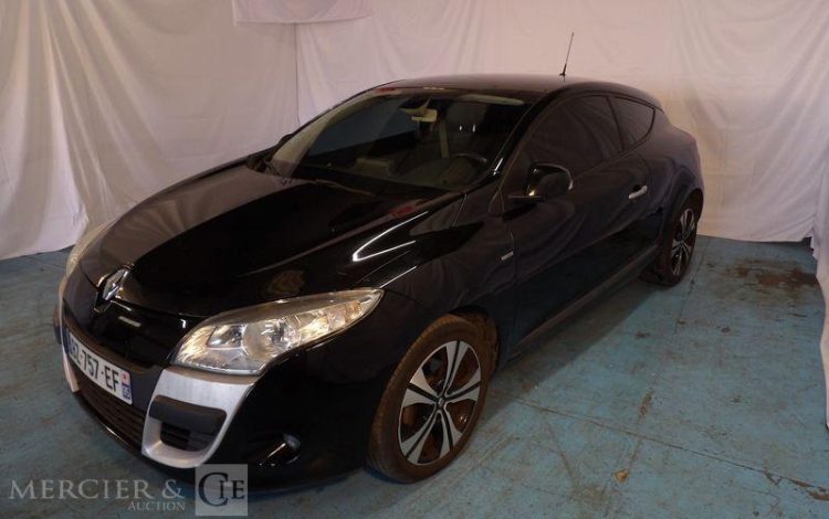 RENAULT MEGANE COUPE 1,5 DCI 110CH BOSE NOIR BZ-757-EF