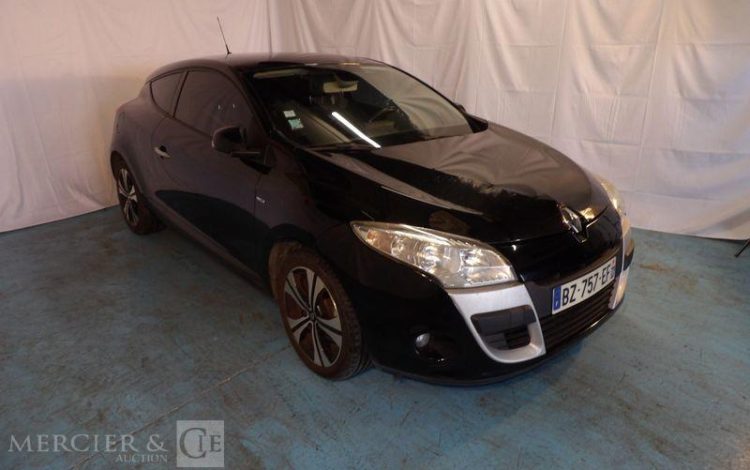 RENAULT MEGANE COUPE 1,5 DCI 110CH BOSE NOIR BZ-757-EF