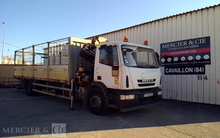 IVECO ML 180E28 PLATEAU GRUE HAYON RIDELLES 4X2 PTAC 17.99T BLANC CE-699-XD