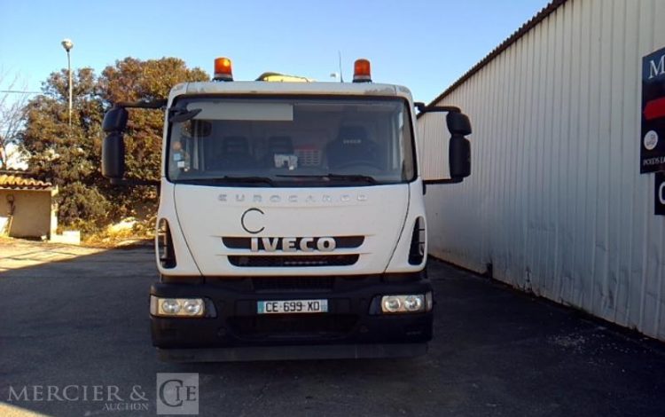 IVECO ML 180E28 PLATEAU GRUE HAYON RIDELLES 4X2 PTAC 17.99T BLANC CE-699-XD