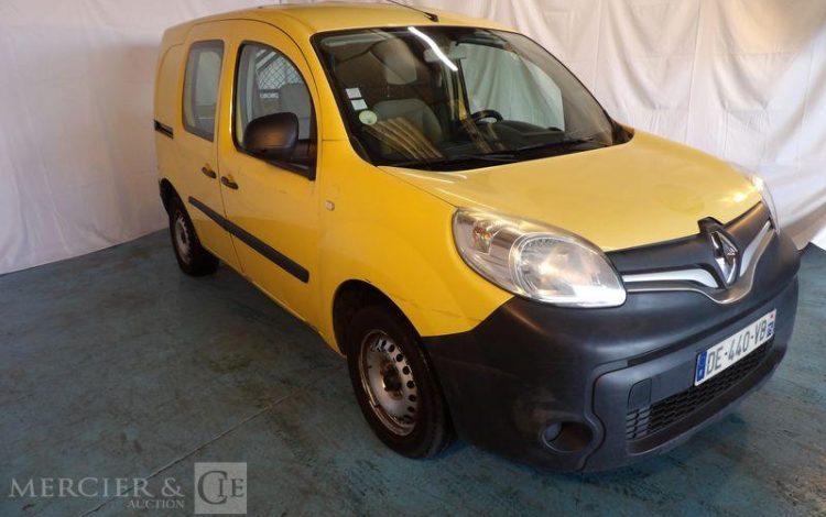 RENAULT KANGOO JAUNE DE-440-VB