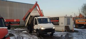 IVECO 35J15B BENNE GRUE 3T5 BLANC EE-088-YV