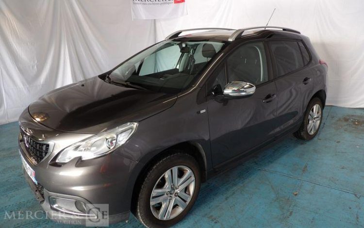 PEUGEOT 2008 1,2 PURETECH 110CH STYLE S&S GRIS EM-009-SV