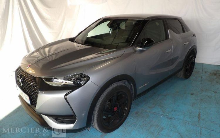 DS DS3 CROSSBACK 1,2 PURETECH 100CH PERFORMANCE LINE PLUS GRIS FT-088-NR