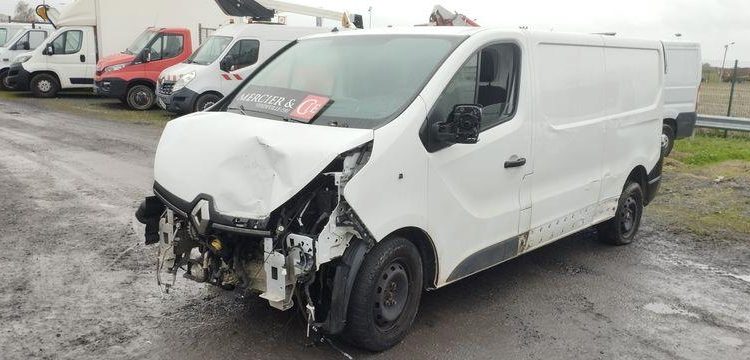 RENAULT TRAFIC VU NV GCF L2H1 1300 DCI 120 DIESEL – ANNEE 2020 – EN L’ETAT BLANC FT-897-XE