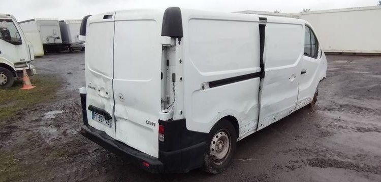 RENAULT TRAFIC VU NV GCF L2H1 1300 DCI 120 DIESEL – ANNEE 2020 – EN L’ETAT BLANC FT-897-XE