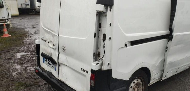 RENAULT TRAFIC VU NV GCF L2H1 1300 DCI 120 DIESEL – ANNEE 2020 – EN L’ETAT BLANC FT-897-XE