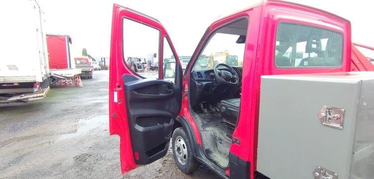 IVECO 40C14N BENNE AVEC COFFRE ACIER GAZ -14332 KMS ANNEE 2020  FV-303-TE