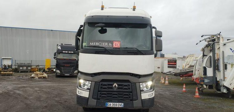 RENAULT TRACTEUR ROUTIER T520 DTI13 – PTAC : 20,5 T – DIESEL – 311785 KMS – ANNEE 2021 BLANC GA-359-DV