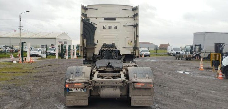 RENAULT TRACTEUR ROUTIER T520 DTI13 – PTAC : 20,5 T – DIESEL – 311785 KMS – ANNEE 2021 BLANC GA-359-DV