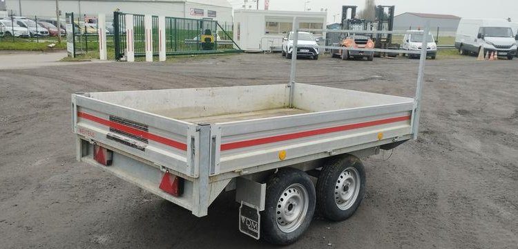 VDM TRAILERS REMORQUE  PLATEAU RIDELLES – PTAC :499 KGS-  2 ESSIEUX – NON IMMATRICULEE  VDM2