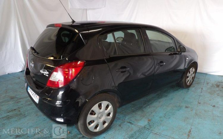 OPEL CORSA 1,2 TWINPORT 85 ESSENTIA NOIR AV-402-KY