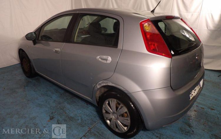 FIAT GRANDE PUNTO 1,3 MJT 75CH DYNAMIC GRIS BE-341-BH