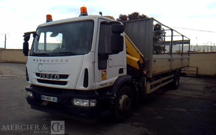 IVECO 19T PLATEAU GRUE  BR-982-JK