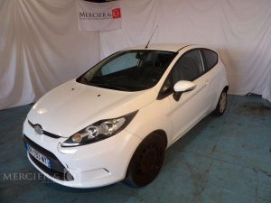 FORD FIESTA 1,4 TDCI 70CH TREND BLANC BV-193-WY