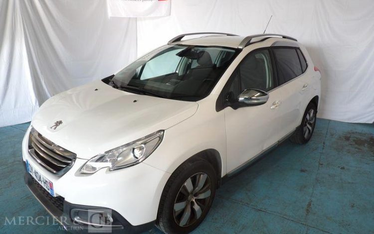 PEUGEOT 2008 1,2 PURETECH 110CH ALLURE S&S BLANC DY-404-HS