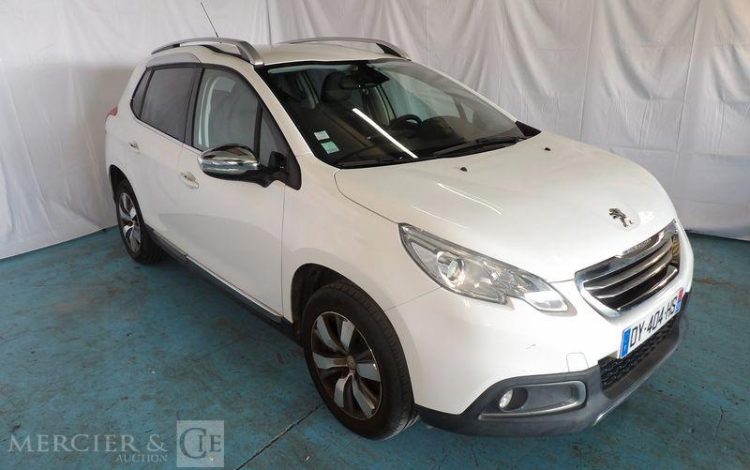 PEUGEOT 2008 1,2 PURETECH 110CH ALLURE S&S BLANC DY-404-HS