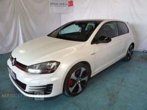 VOLKSWAGEN GOLF 2,0 TSI 230CH BLUEMOTION GTI PERFORMANCE BLANC FT-756-ZR