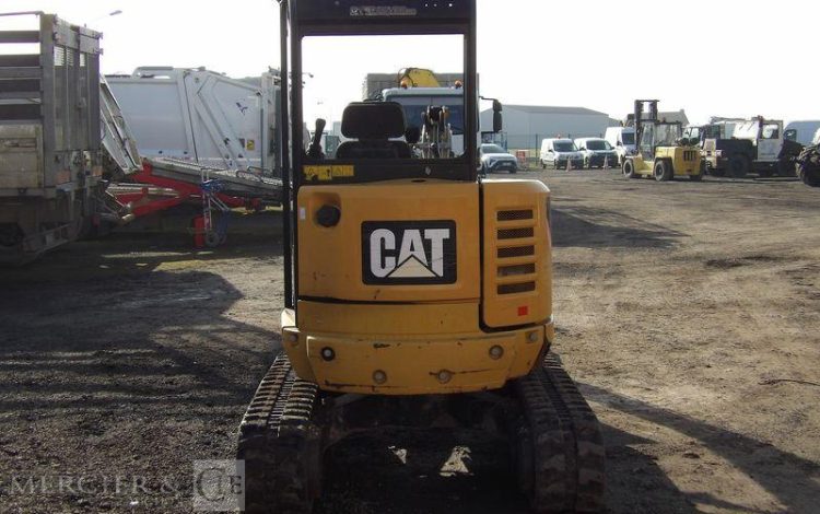 CATERPILLAR MINI PELLE 302.7DCR SUR CHENILLES – 2,67 TONNES – DIESEL – ANNEE 2017  3949